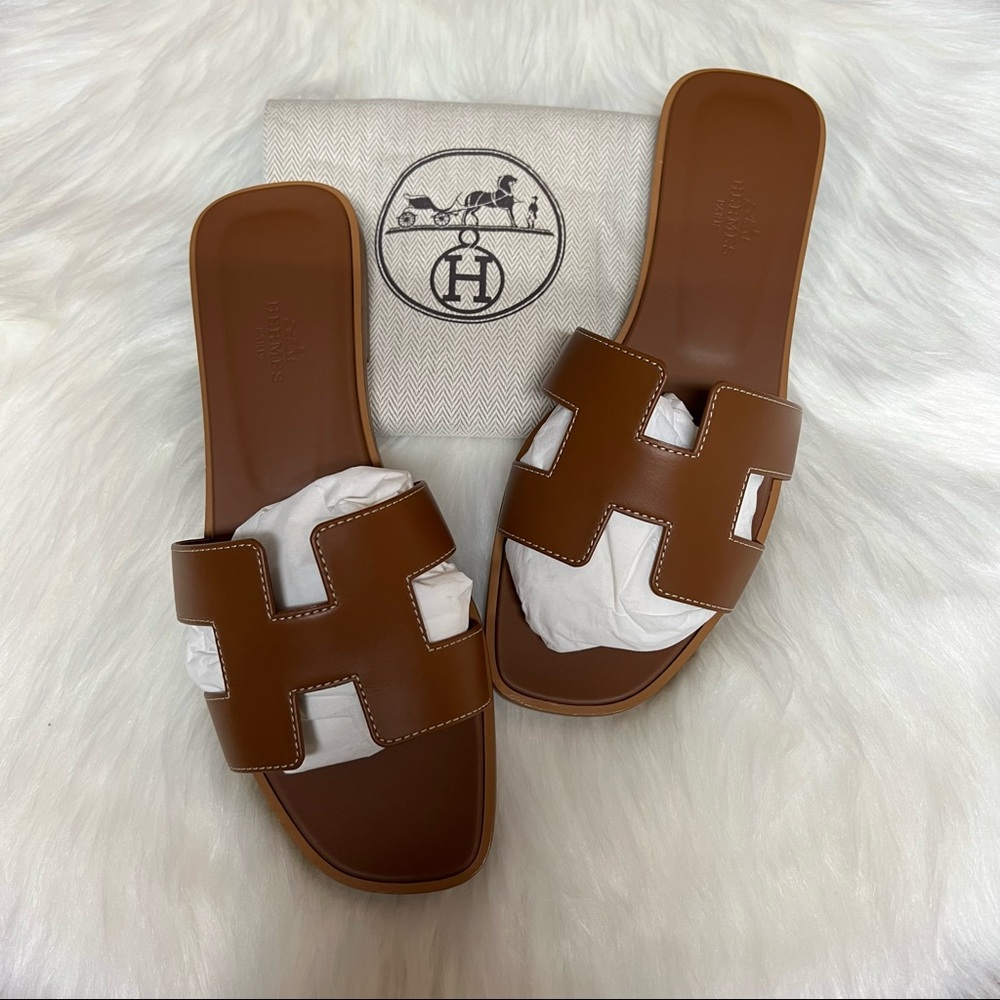 Authentic Brand New Hermes Oran Sandal Gold 37.5